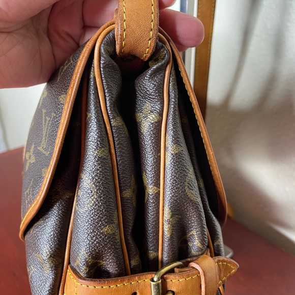 Louis Vuitton Saumur 30 - Picture 4 of 16
